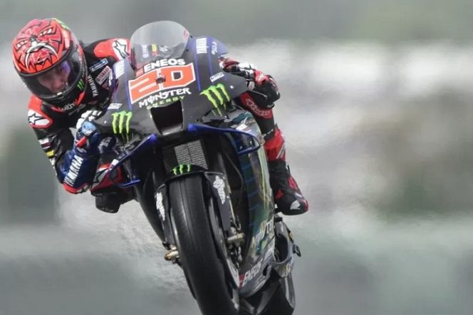 					Pebalap tim Monster Energy Yamaha Fabio Quartararo menjalani sesi latihan bebas ketiga Grand Prix Prancis, Sirkuit Bugatti, Le Mans, Sabtu (15/5/2021) (ANTARA/AFP/Jean-Francois Monier)