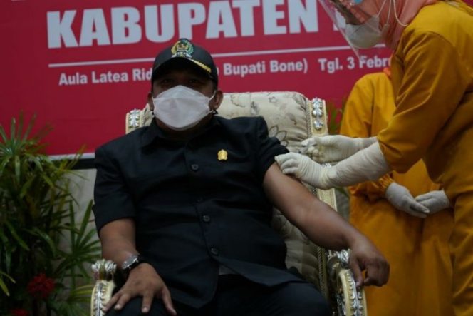 					Ketua DPRD Bone: Jangan Takut Divaksin