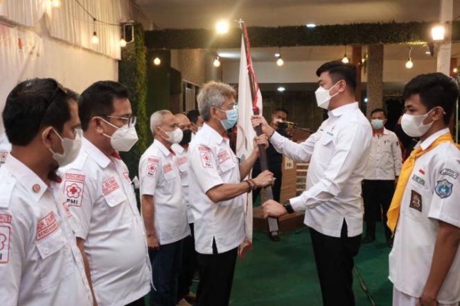 					Adnan Titip 3 Pesan untuk Pengurus PMI Pangkep