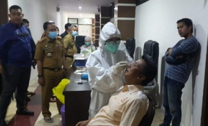 					Sekretariat DPRD Makassar Swab Massal