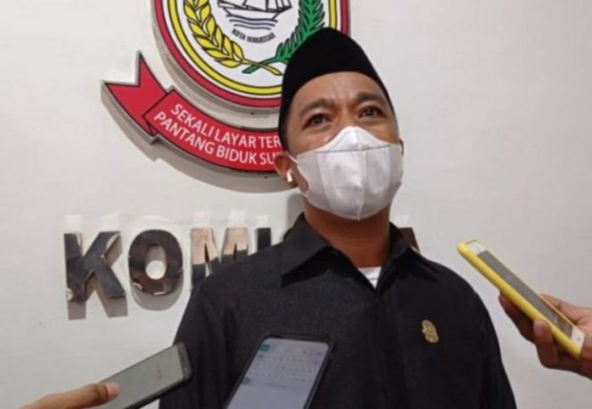 					Legislator Gerindra Soroti Kinerja Pemkot Tangani Covid-19