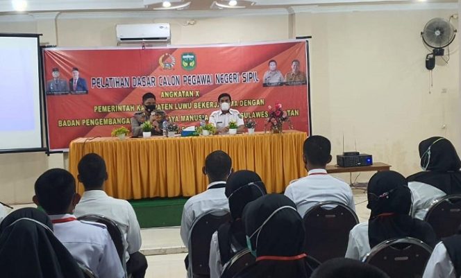 					Hadiri Diklat CPNS, Kapolres Luwu: Tetap Patuhi Prokes