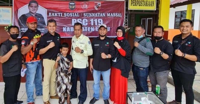 					Tim PSC 119 Luwu dan PP Menggelar Sunatan Massal di Tirowali