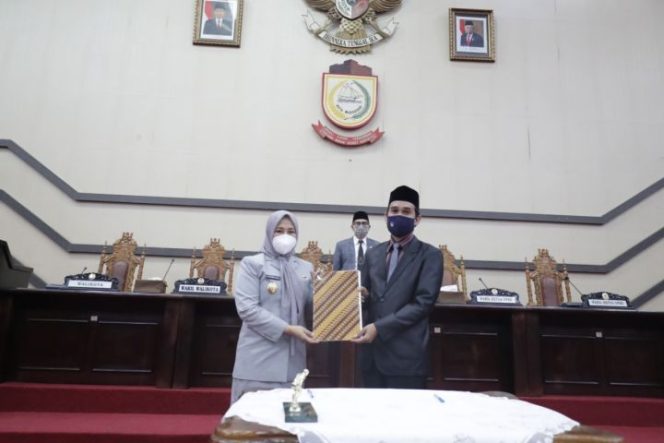 					DPRD Makassar Sampaikan Tanggapan Terhadap LKPJ Walikota Tahun 2020