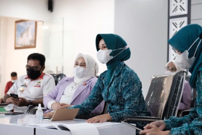 					Priska Adnan Berbagi Tips Cara Sajikan Makanan Sehat Selama Ramadhan