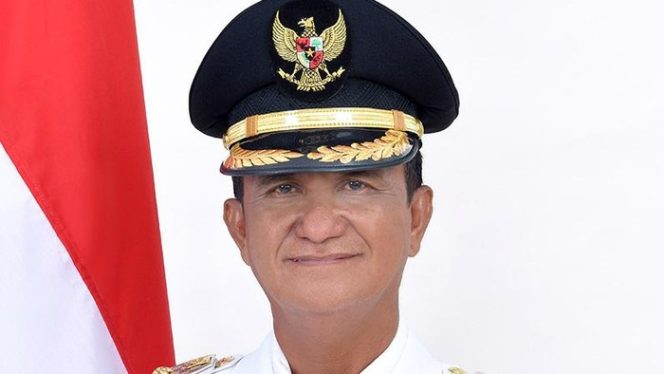 					Wakil Bupati Sangihe, Helmut Hontong (Foto: Dok. Pemkab Sangihe)