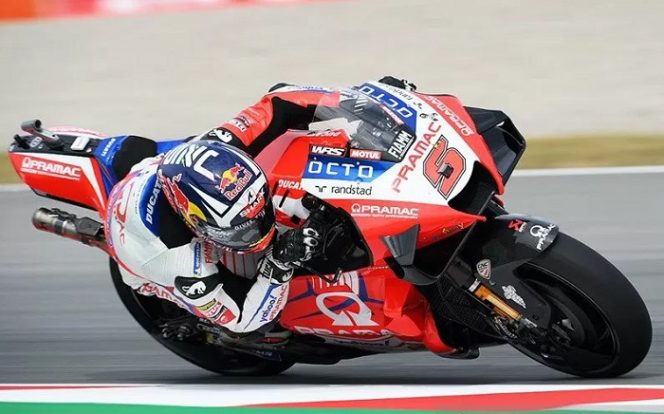 					Ilustrasi: Pebalap tim Pramac Racing Johann Zarco menjalani sesi latihan bebas pertama Grand Prix Catalunya di Sirkuit Barcelona-Catalunya, Montmelo. (4/6/2021). ANTARA/AFP/Lluis Gene/aa. (AFP/LLUIS GENE)
