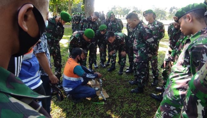 					Libatkan TNI, PDAM Latih 200 Personel Yonzipur-8/SMG Cara Ganti Meteran
