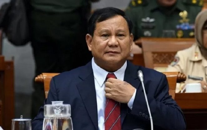 					Menteri Pertahanan Prabowo Subianto berjanji akan menjelaskan secara gamblang terkait rencana strategis Indonesia bidang pertahanan-keamanan dalam Rapat Kerja (Raker) Komisi I DPR pada Rabu (2/6). ANTARA/ADITYA PRADANA PUTRA.