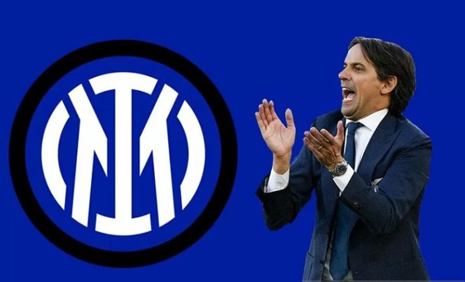 					Inter Milan menunjuk Simone Inzaghi sebagai pelatih anyar mereka mulai musim 2021/22. ANTARA/Gilang Galiartha.