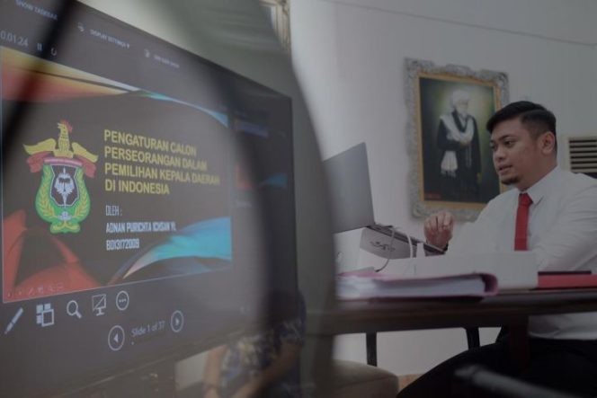 					Bahas Calon Perseorangan Pilkada, Seminar Hasil Doktoral Bupati Adnan Raih 91,86