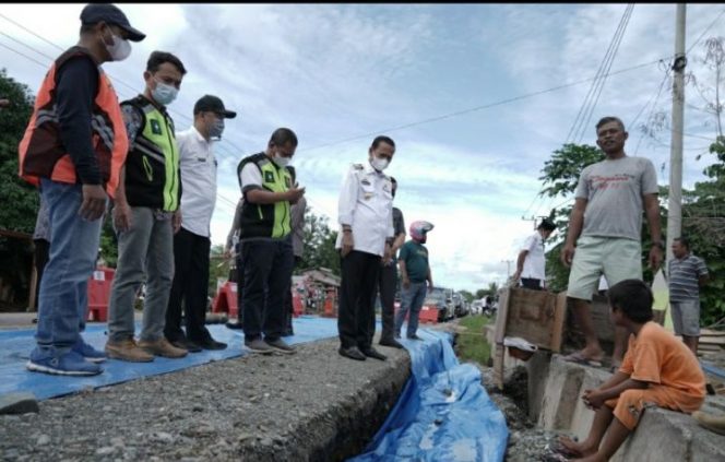 					Jalan Ambles Poros Kamanre Jadi Perhatian Serius Bupati Luwu