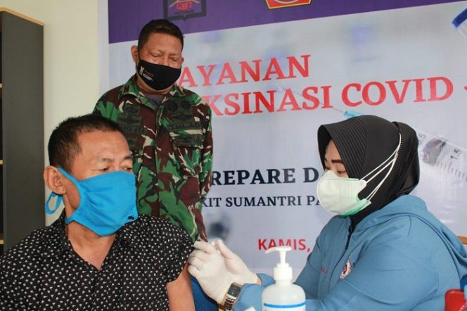 					Pelaksanaan vaksinasi di kampus IAIN Parepare.