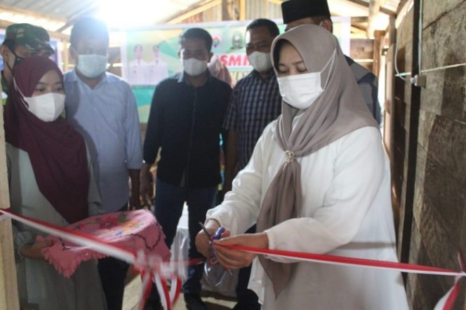 					Kelola Ayam Broiler, Inovasi Pemdes Sukamaju Bangkitkan Ekonomi Daerah