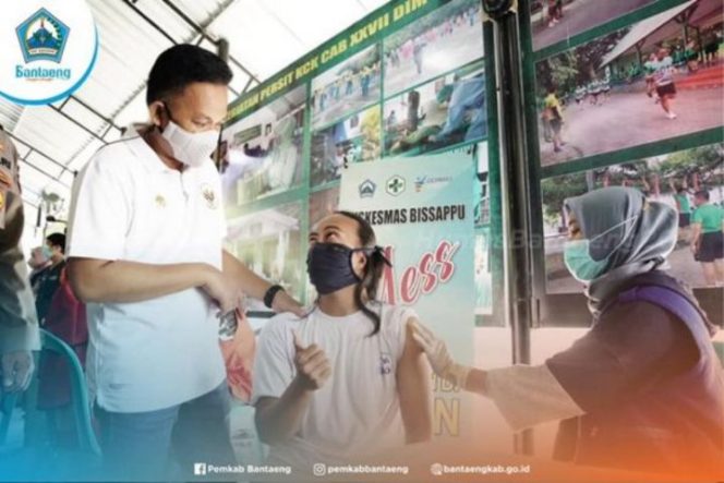 					Vaksinasi Massal di Bantaeng Target 1000 Orang
