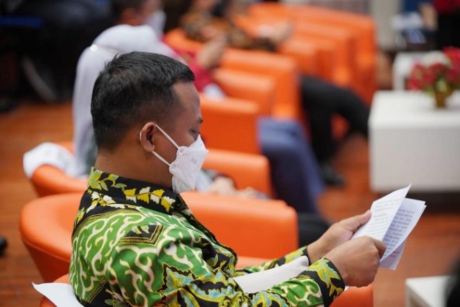 					Plt Gubernur Sulsel Andi Sudirman