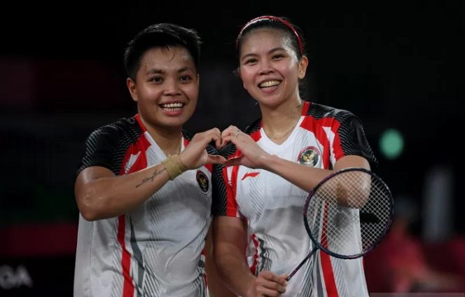 					Ganda Putri Indonesia Greysia Pollii/Apriyani Rahayu menyabet emas Olimpiade Tokyo 2020. ANTARA FOTO/Sigid Kurniawan/wsj.