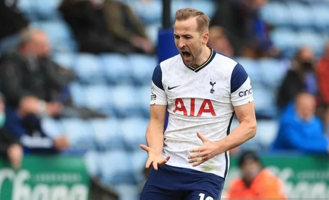 					Penyerang Tottenham Hotspur Harry Kane merayakan golnya ke gawang Leicester City dalam laga pekan pemungkas Liga Inggris 2020/21 di Stadion King Power, Leicester, Inggris, Minggu (23/5/2021). ANTARA/REUTERS/POOL/Mike Egerton.