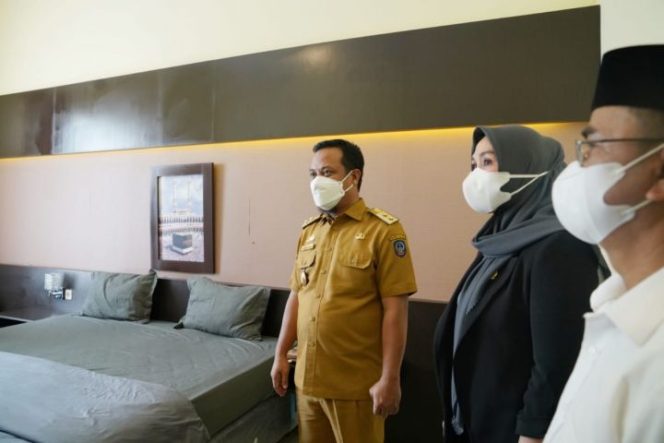 					Didamping Dokter dan Perawat Ahli, FIT Sulsel Diisi 57 Pasien OTG Covid-19