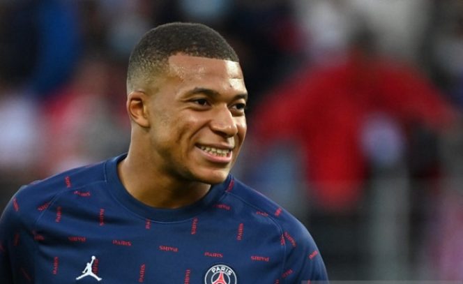 					Penyerang Paris Saint-Germain asal Prancis Kylian Mbappe (AFP/LOIC VENANCE)