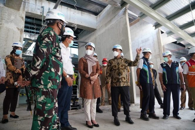 					Plt Gubernur Sulsel tinjau perluasan Bandara Sultan Hasanuddin (Dok)