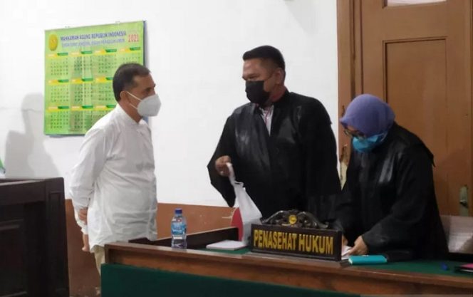 					Walikota Cimahi nonaktif Ajay M Priyatna. (ANTARA/Bagus Ahmad Rizaldi)