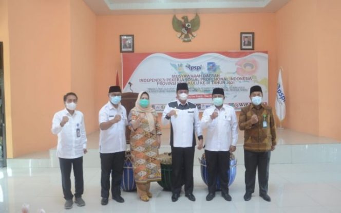 					Buka Musda IPSPI, Wagub Rosjonsyah : Pekerja Sosial Merupakan Seorang Yang Memiliki Pengetahuan dan Keterampilan