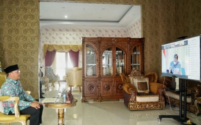 					Gubernur Rohidin Apresiasi TNI-POLRI dan Masyarakat Dalam Pemaparan Capaian Vaksinasi