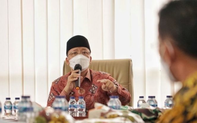 					Maksimalkan Penanganan COVID-19, Gubernur Rohidin Meminta Kabupaten dan Kota Bangun Lab PCR