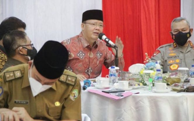 					Menidak Lanjuti Instruksi Presiden, Gubernur Rohidin Bersama Forkopimda Menggelar Rapat Koordinasi