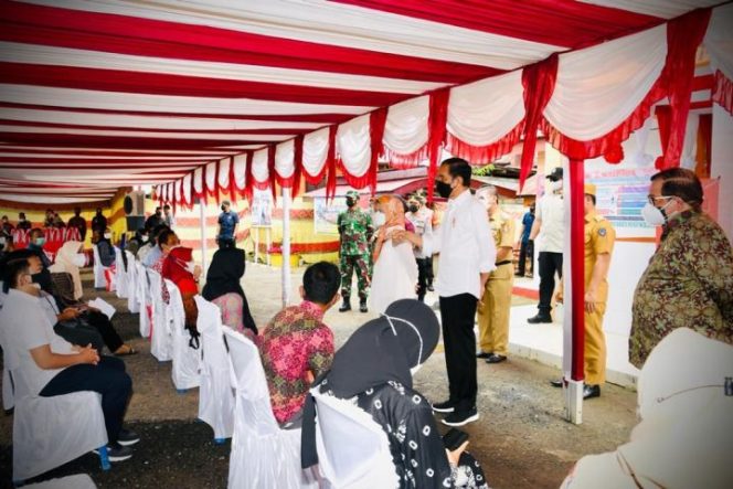 					Temui Pelajar, Jokowi Ingatkan Prokes Covid-19