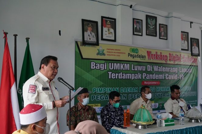 					Sekretaris Daerah Kabupaten Luwu Drs H Sulaiman MM membuka secara resmi kegiatan Workshop Digital Marketing, Minggu (19/9/2021).