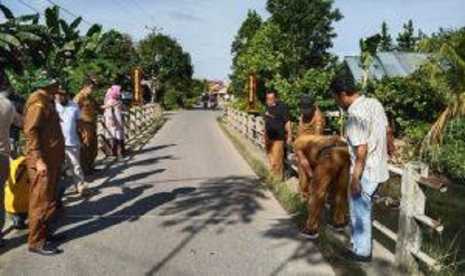 					Plt Kadis PUPR Tinjau Sejumlah Proyek di Walmas, Didampingi 3 Kabid dan PPK