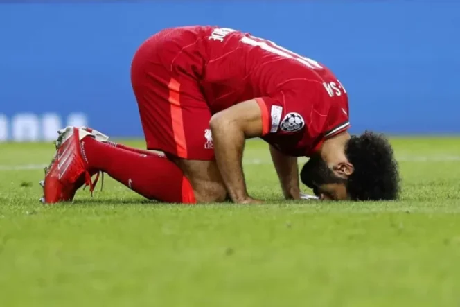 					Striker Liverpool Mohamed Salah merayakan golnya setelah The Reds membabat FC Porto 5-1 dalam laga Grup B Liga Champions di Estadio do Dragao, Porto, Portugal, 28 September 2021. (REUTERS/PEDRO NUNES)