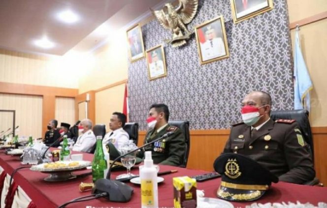 					Bupati Bersama Wabup Saksikan Detik-Detik Proklamasi Kemerdekaan RI ke-76 secara Virtual