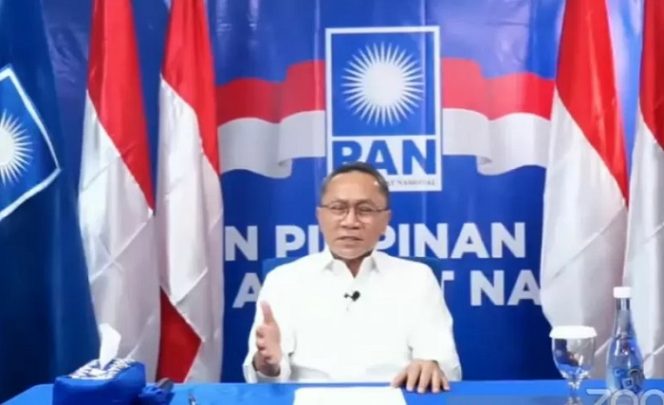 					Tangkapan layar saat Ketua Umum Partai Amanat Nasional (PAN) Zulkifli Hasan menyampaikan pidato kebangsaan dalam rangka 50 tahun CSIS Indonesia yang disiarkan secara virtual, Kamis (19/8/2021). ANTARA/Youtube CSIS Indonesia/Muhammad Jasuma Fadholi