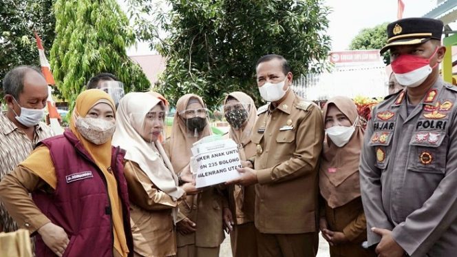 					Pantau PTM di Walmas, Bupati Luwu Minta Kepsek Rutin Cek Kesehatan Siswa