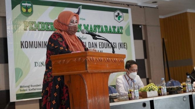 					Ketua Tim Penggerak PKK Kabupaten Luwu sekaligus Ketua Forum Kabupaten Sehat, Dr Hj Hayarna Basmin.