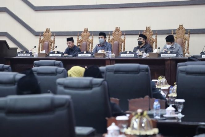 					PEMKOT dan DPRD Makassar Sepakat Bahas Ranperda Perlindungan Guru