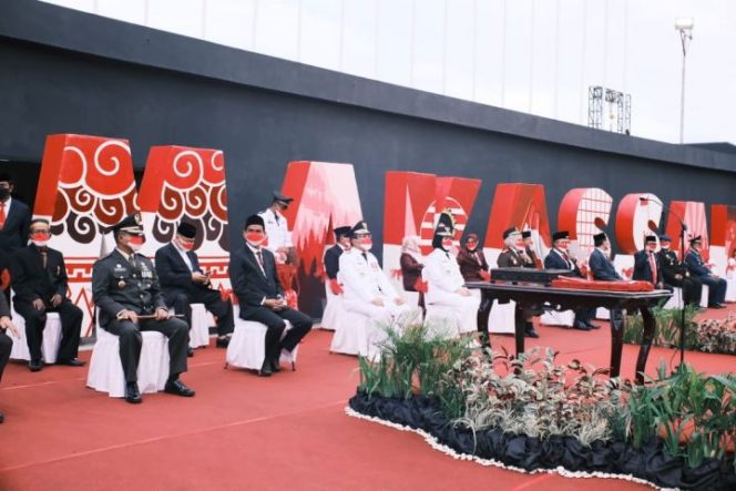 					Ketua DPRD Hadiri Upacara Pengibaran Bendera Pemkot Makassar