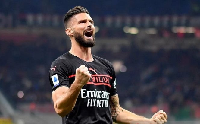 					Penyerang AC Milan Olivier Giroud merayakan golnya ke gawang Torino dalam laga lanjutan Liga Italia di Stadion San Siro, Milan, Italia, Selasa (26/10/2021) waktu setempat. ANTARA/REUTERS/Daniele Mascolo.