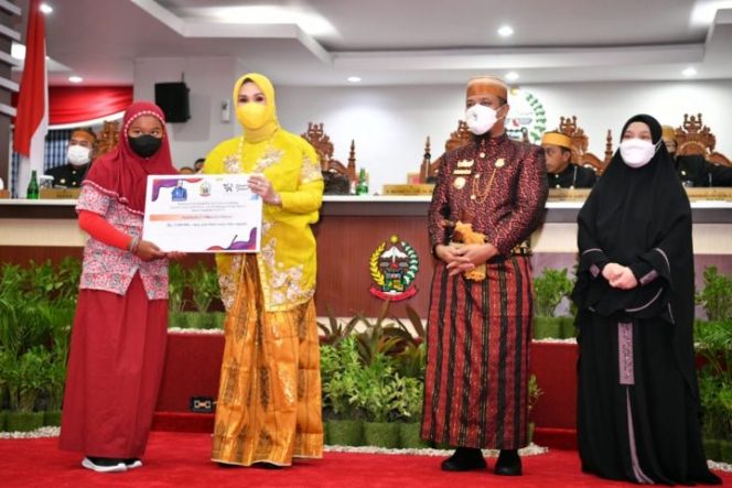 					Pemprov Sulsel Santuni Anak Yatim Korban Covid-19