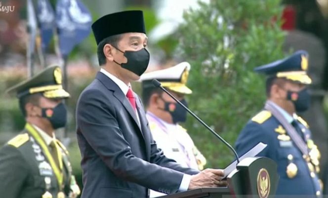 					Tangkap layar Presiden Jokowi berbicara saat Upacara Peringatan ke-76 Hari TNI di Istana Merdeka Jakarta, Selasa (5/10/2021). (ANTARA/Desca Lidya Natalia)