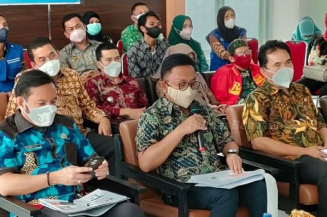 					Bantaeng Perkenalkan Inovasi Tukar Sampah dengan Emas di STBM Award 2021