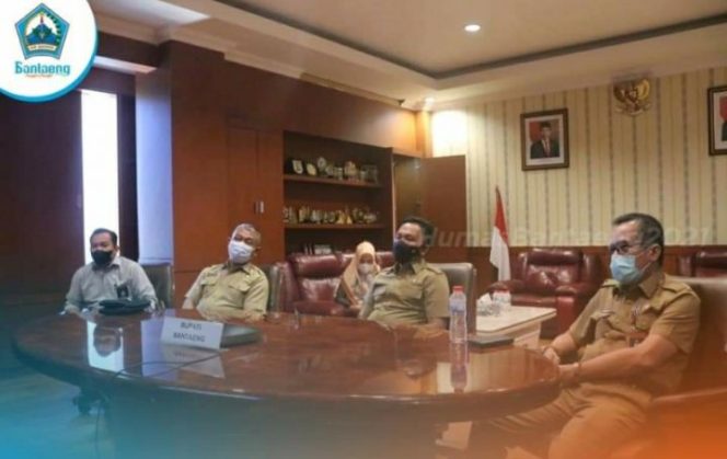 					Bupati Bantaeng Bersama Sekda Ikuti Rakernas Akuntansi dan Pelaporan Keuangan 2021