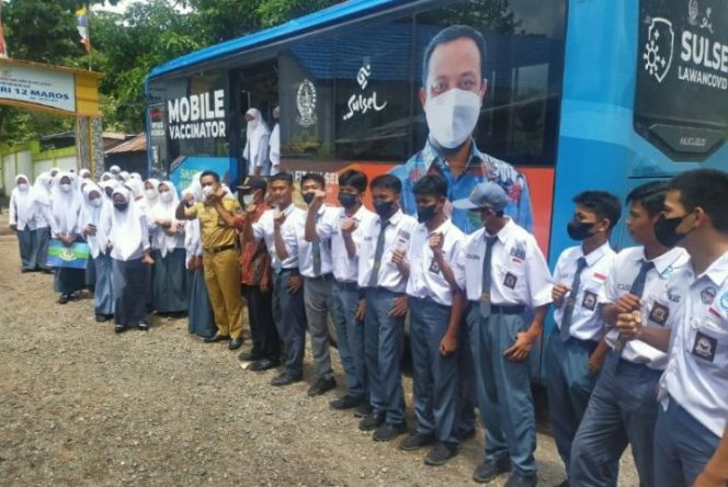 					Kebut Vaksinasi, Mobile Vaccinator Sasar 1.150 Pelajar di Maros