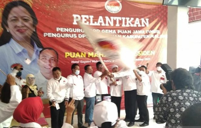 					Deklarasi dukungan untuk Puan Maharani sebagai Presiden 2024, di Kabupaten Malang, Jawa Timur, Minggu (10/10/2021). (ANTARA/Vicki Febrianto)