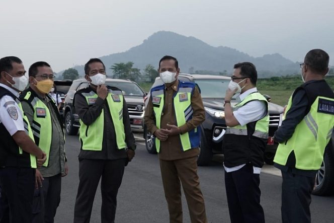 					Anggota DPR Kunjungi Bandar Udara I Lagaligo Bua, Basmin: Pemkab Akan Bebaskan Lahan Perpanjangan Runway