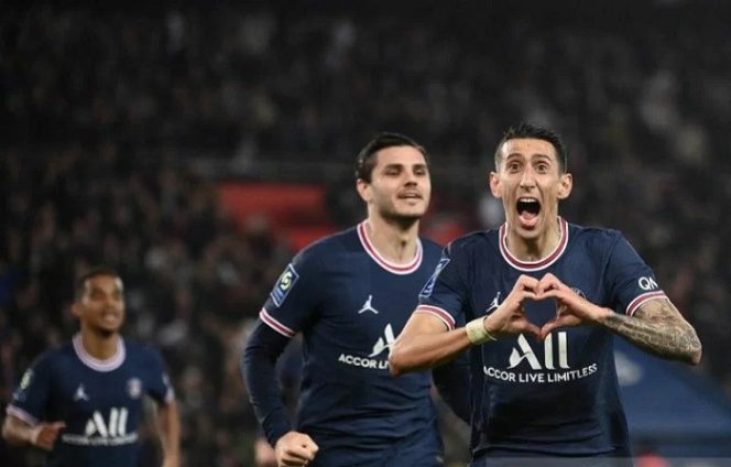 					Pemain sayap Paris Saint-Germain Angel di Maria merayakan golnya ke gawang Lille dalam laga lanjutan Liga Prancis di Stadion Parc des Princes, Paris, Prancis, Jumat (29/10/2021) waktu setempat. ANTARA/AFP/Franck Fife.