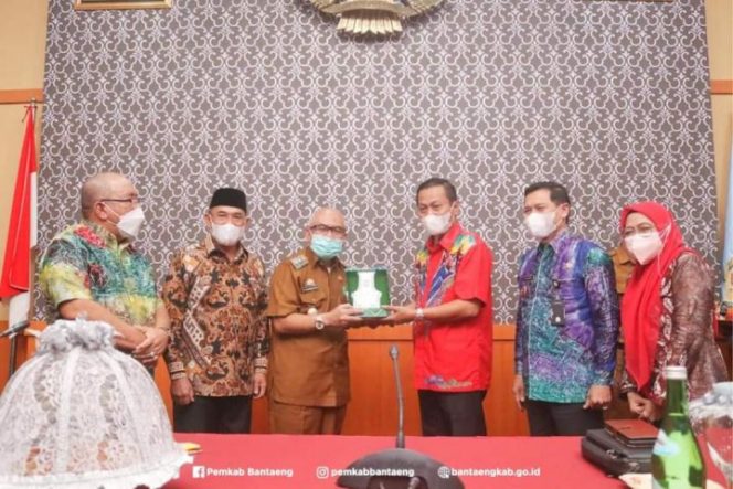 					SLRT Sipakatau Bantaeng Jadi Lokus Kunjungan Kabupaten se-Kalimantan Selatan
